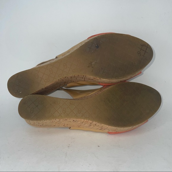 Circa Joan & David Luxe Beige Patent & Suede Wedge - Picture 6 of 8